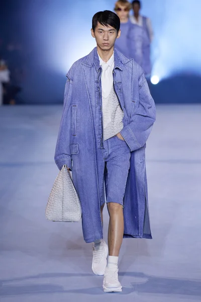 Look 81